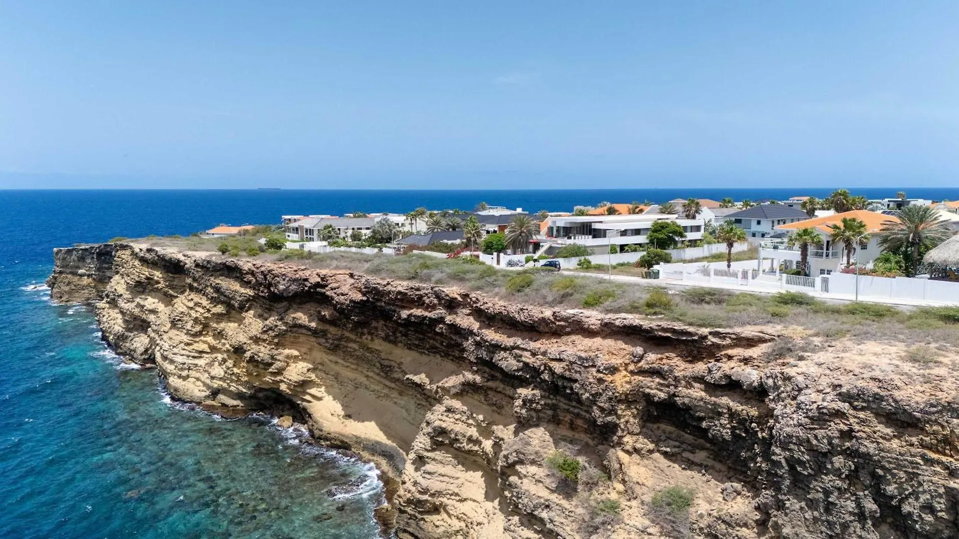 Artiko Luxury Suites - Jan Thiel 0*,