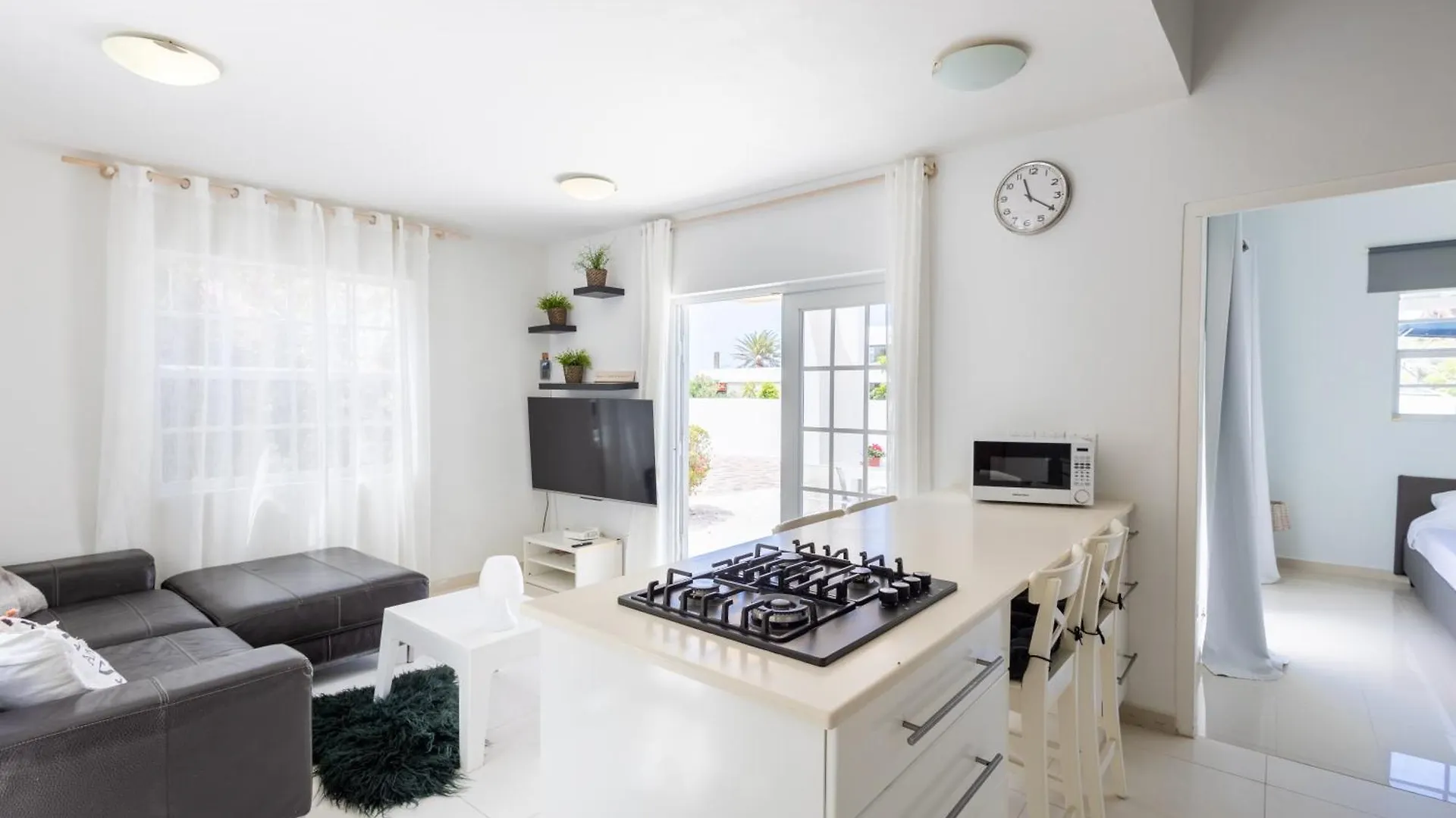 Artiko Luxury Suites - Jan Thiel 0*,