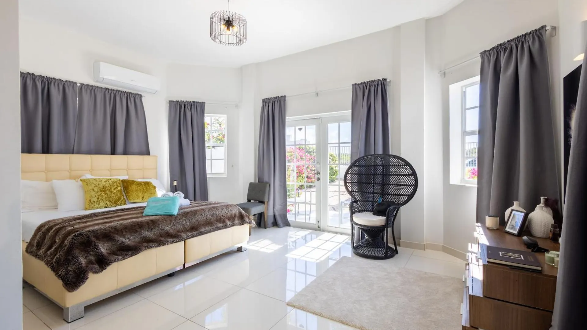 Artiko Luxury Suites - Jan Thiel Curacao